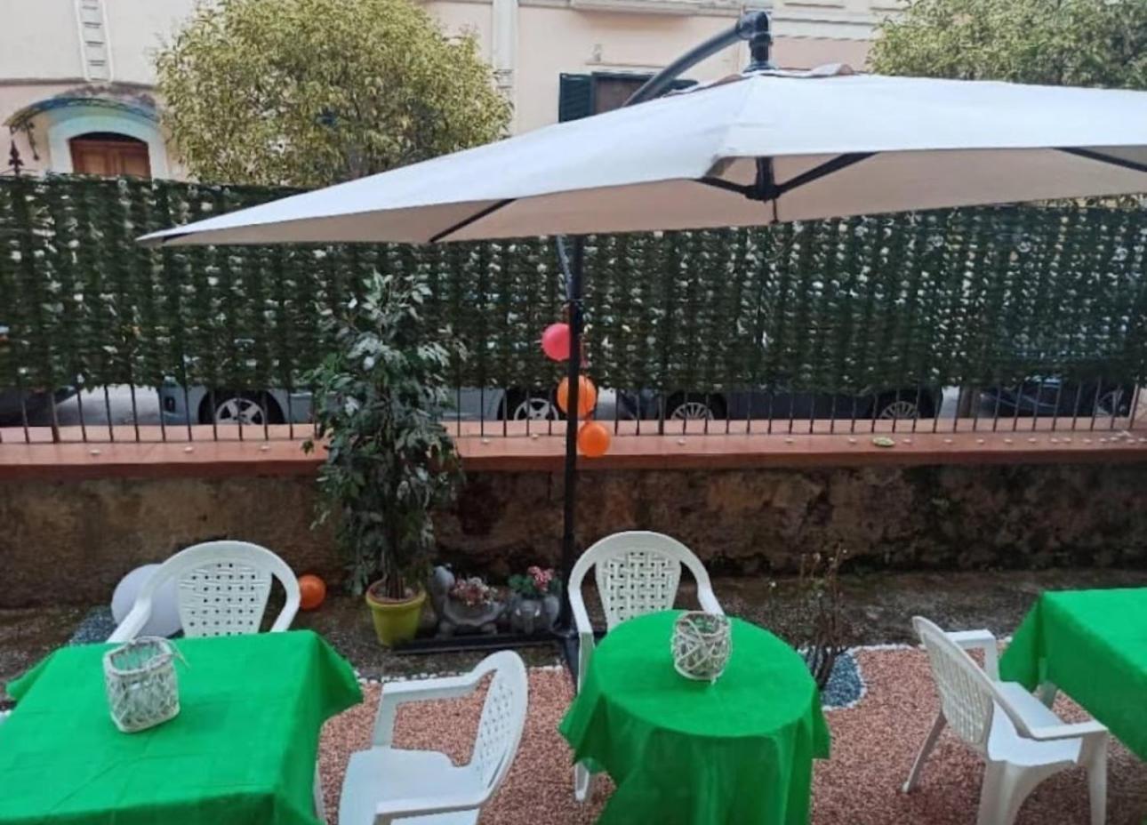 Home Josephine, A Due Passi Dalla Reggia Caserta Zewnętrze zdjęcie