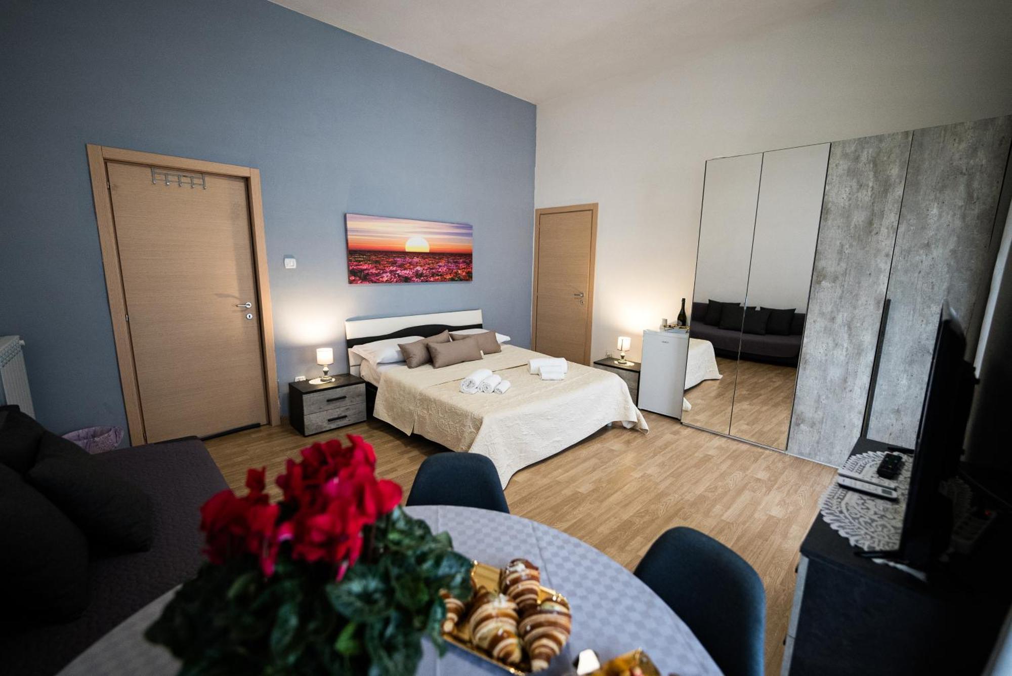 Home Josephine, A Due Passi Dalla Reggia Caserta Zewnętrze zdjęcie